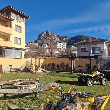 Nefertiti Guest house Smolyan